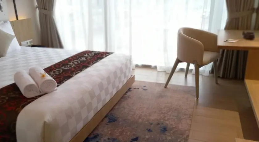 Louis Kienne Hotel & Service Apartment