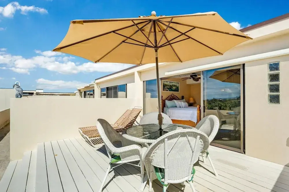 Kona Alii Penthouse 710 2 Bedroom Condo
