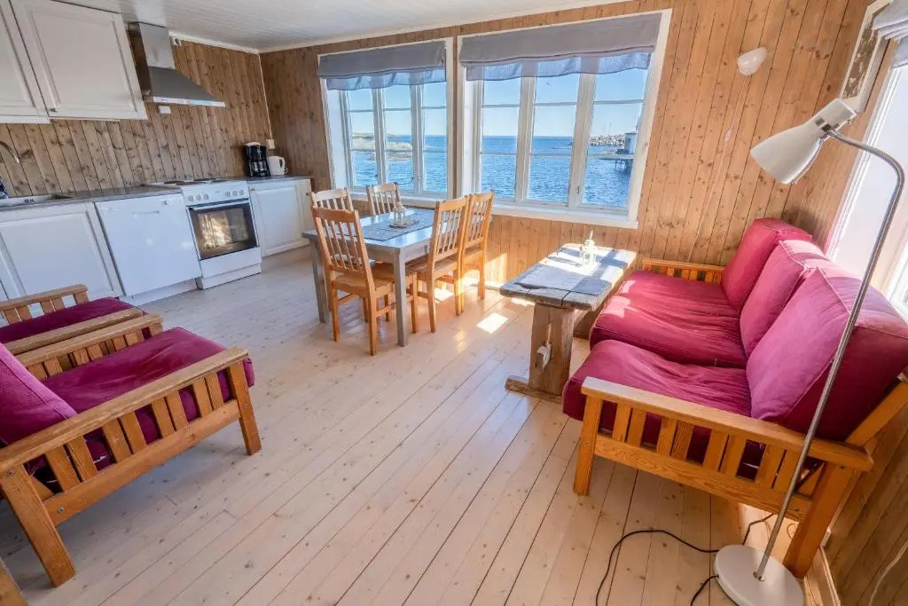3 Bedrooms Cottage