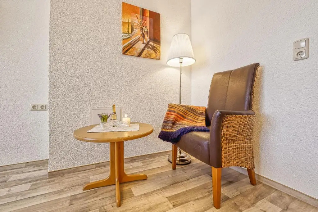 Pension Linde Prerow - Chambres