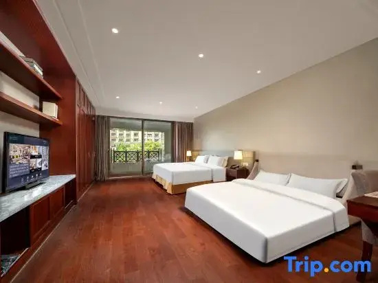 Standard Triple Family room