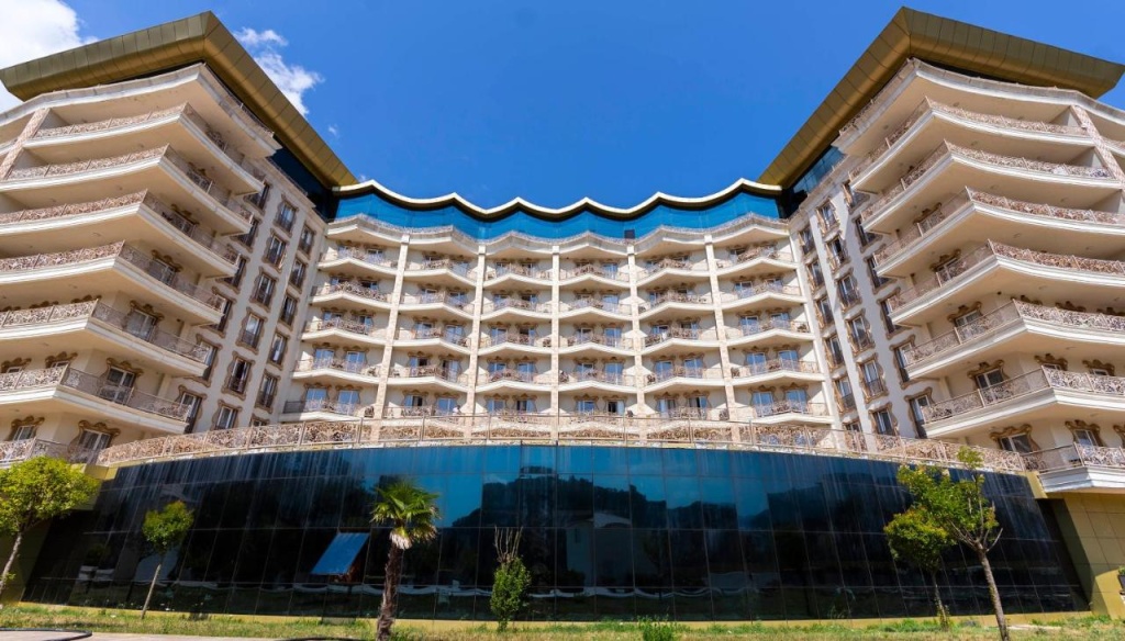 Sarot Thermal Palace Tatil Koyu - Halal Hotel