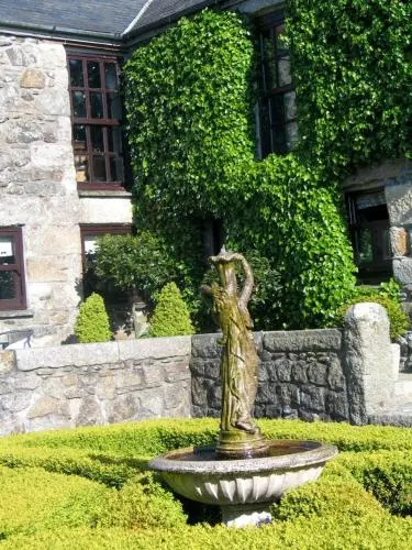 Ednovean Farm