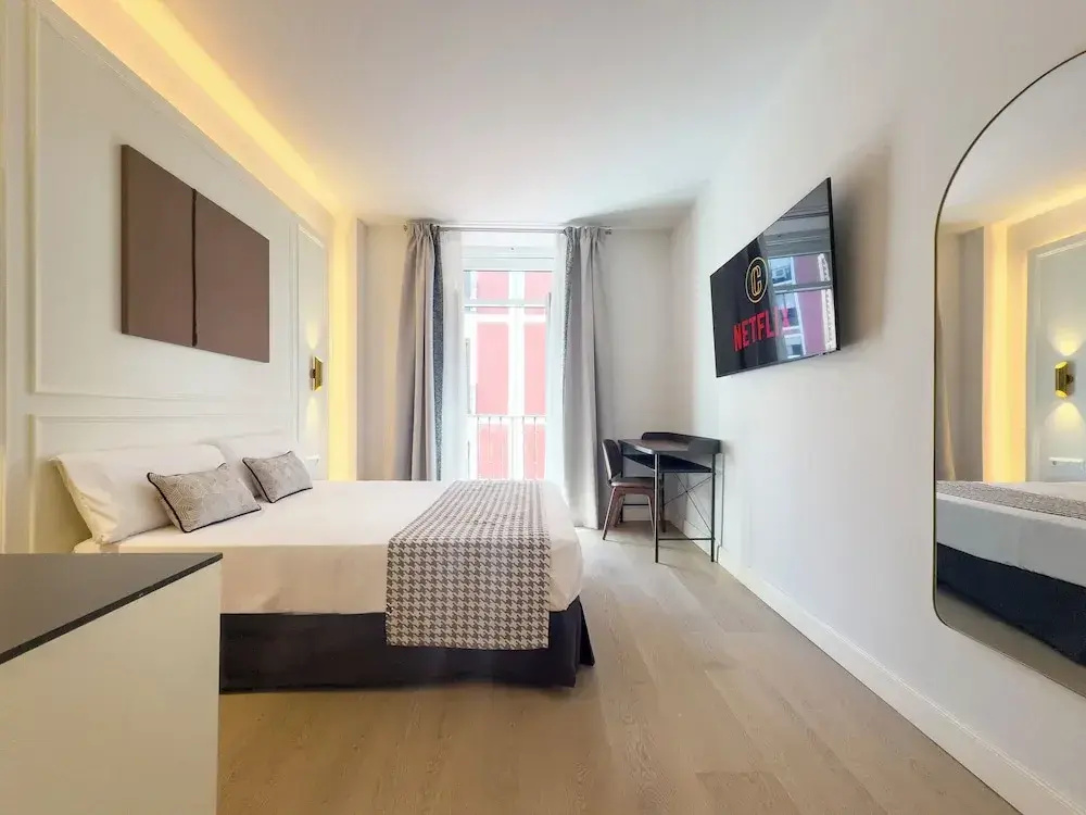 Comfort room