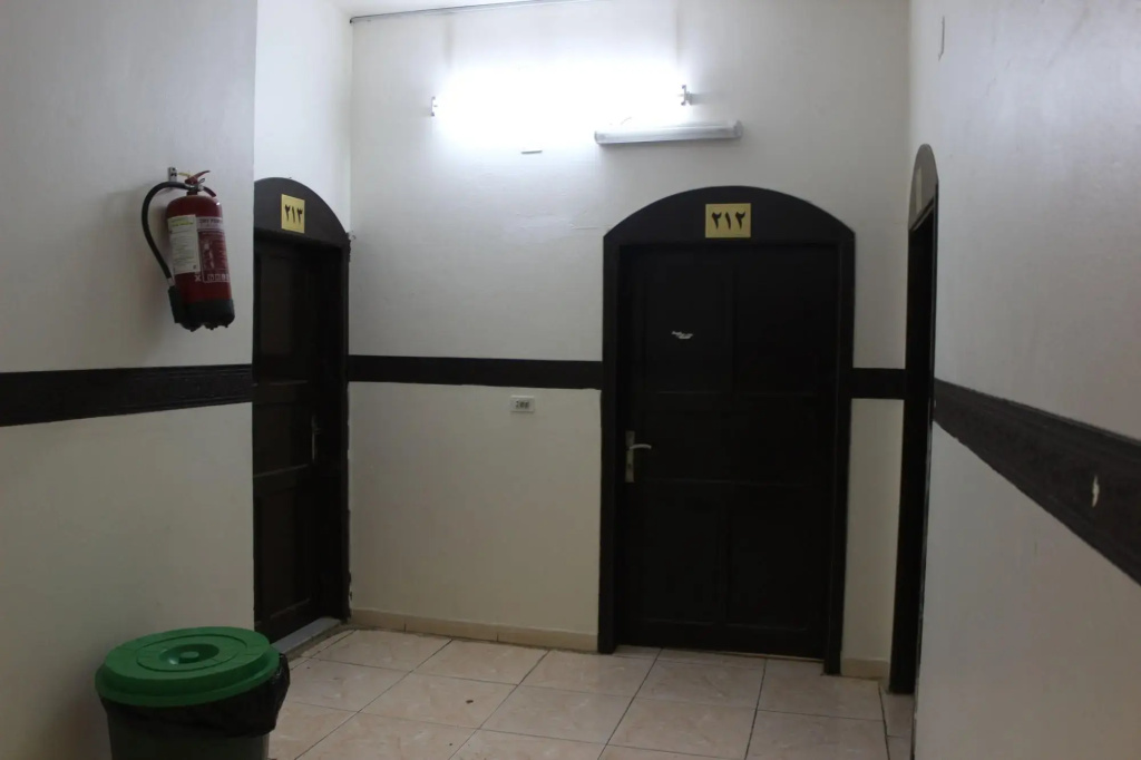 Al Eairy Furnished Apartments Al Baha 4 - фото 10