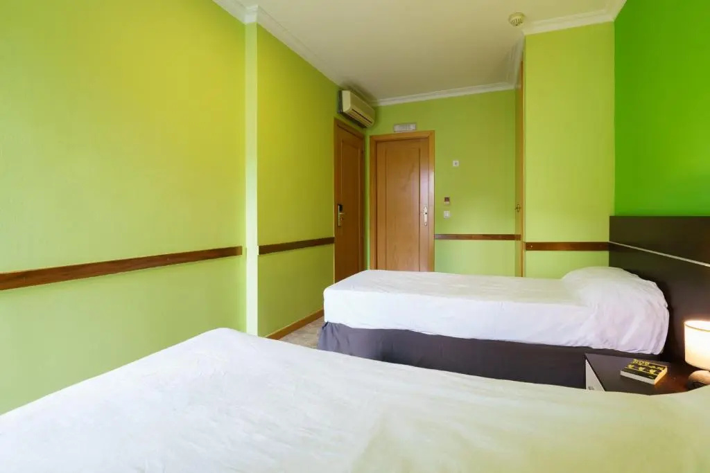 Standard Double room with balcony (twin beds)