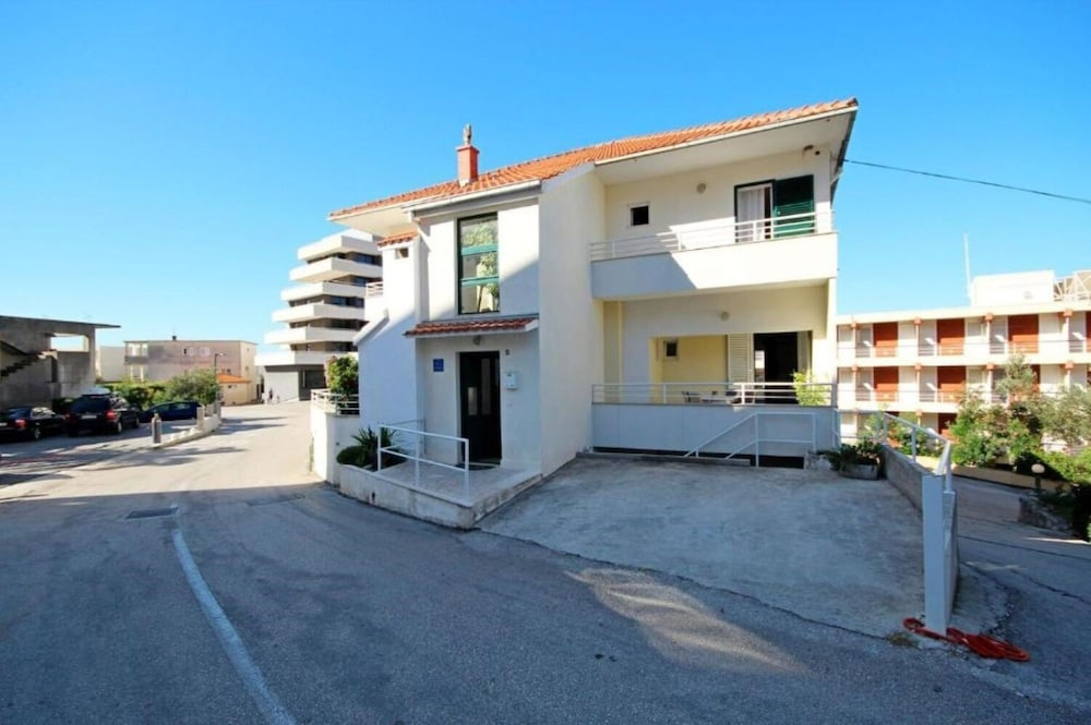 Apartments Maja