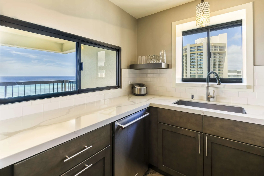 Aston Waikiki Beach Tower - фото 43