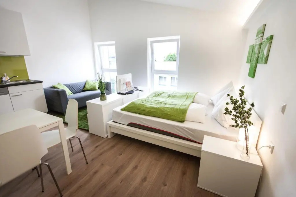 Studio with garden view