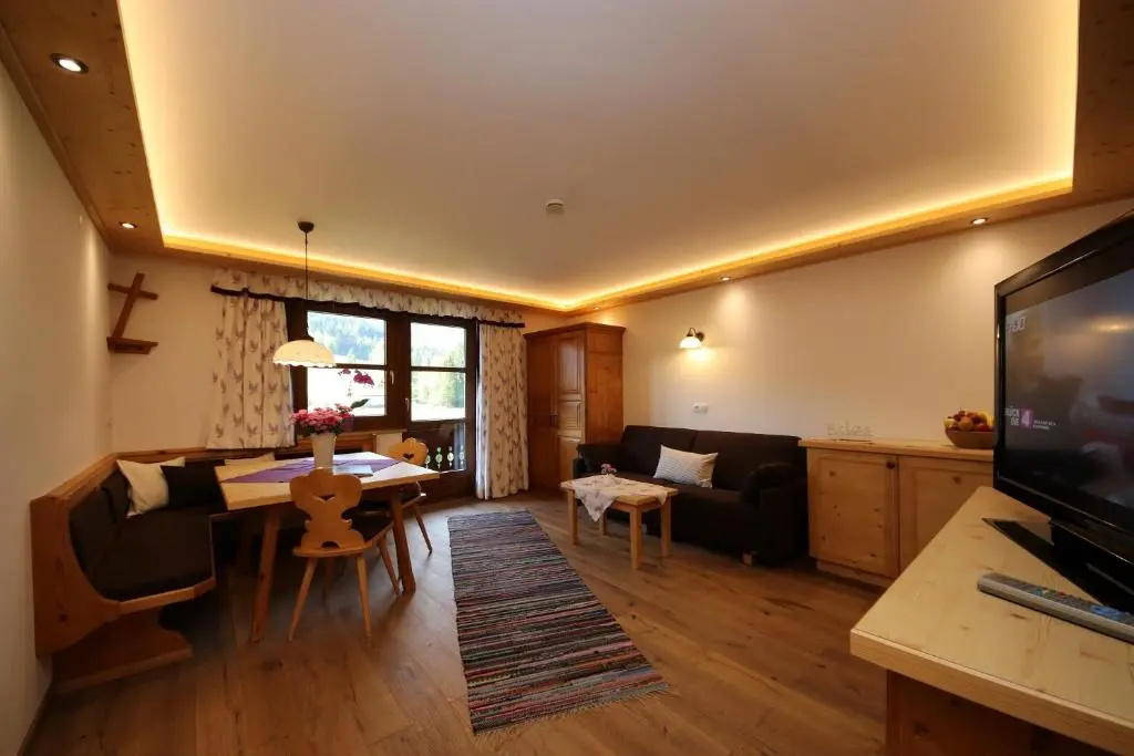 Apartment with mountain view