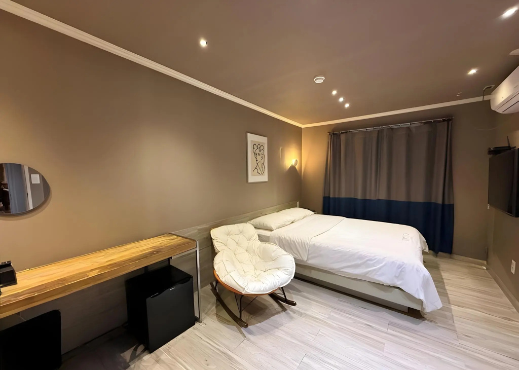 Tinto Hotel — 2