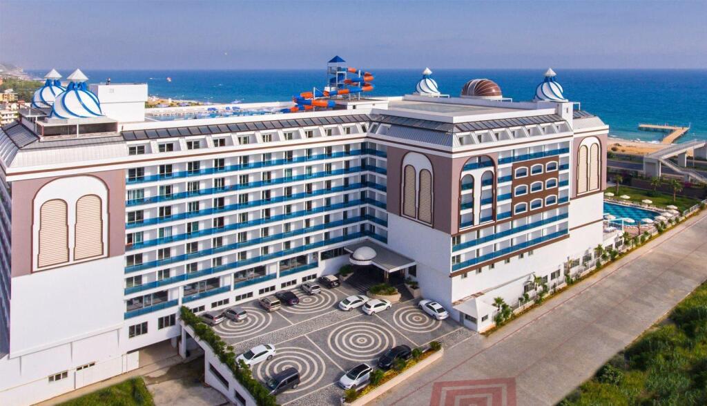 Отель azur