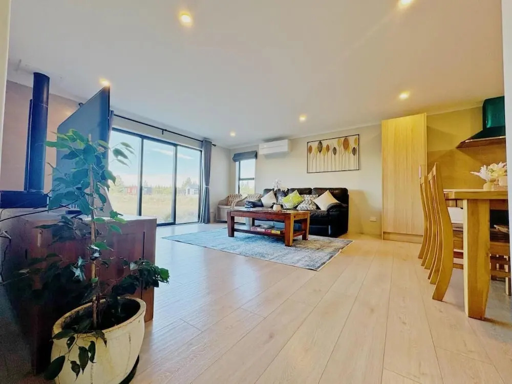 April Three Bedroom Apartment in Lake Tekapo