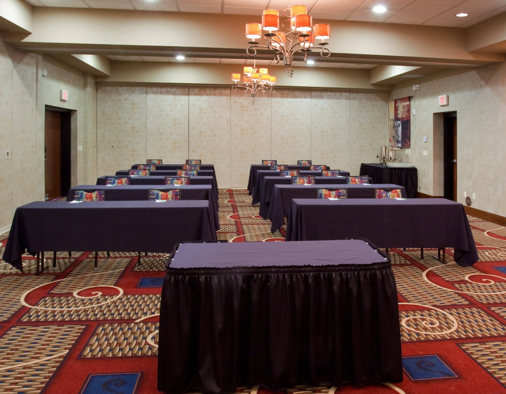 Holiday Inn Hotel & Suites Salt Lake City-Airport West by IHG - Général