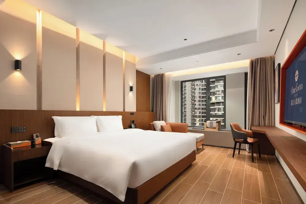 Superior Double room (full double bed)