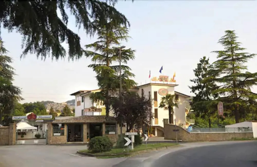 Hotel photo 12