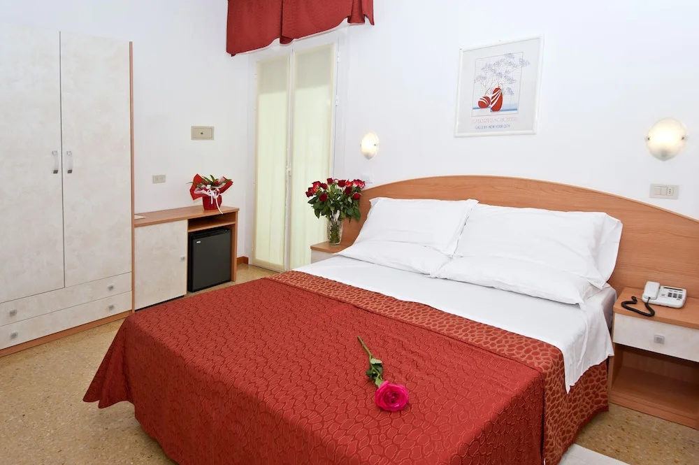 Economy room