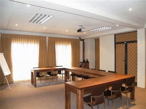 Marine Square Luxury Holiday Suites - фото 13