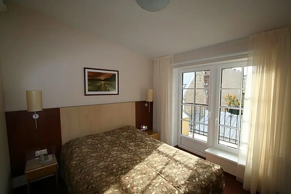 Hotel Edvards - Chambres