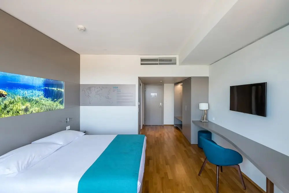 Superior room