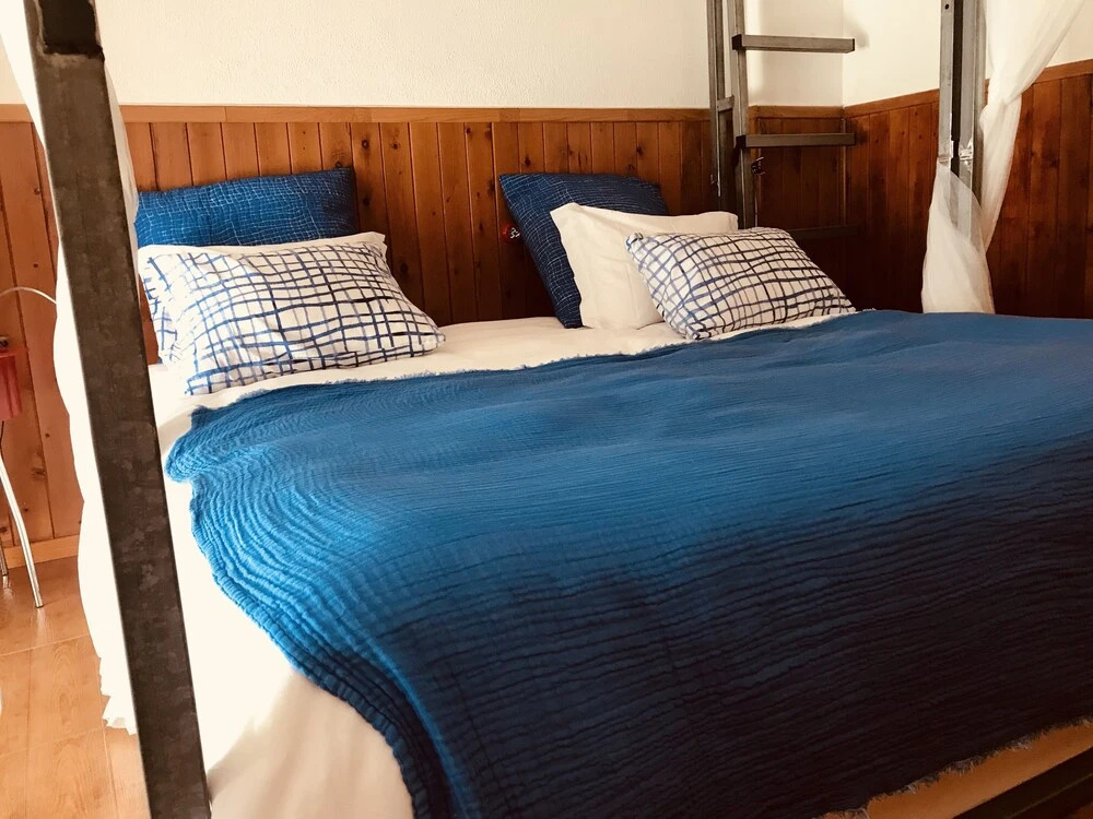 Bed in Dorm