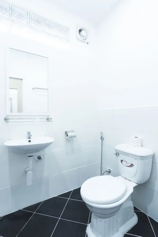 gallery_image_hidden_9