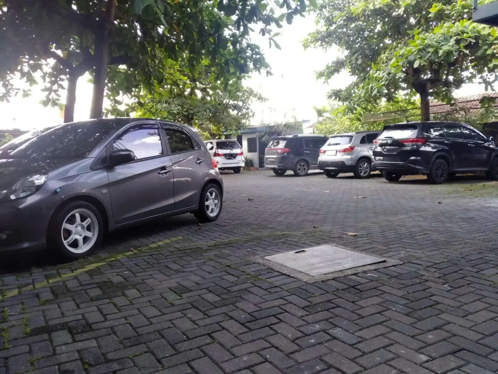 Dermaga Keluarga Hotel