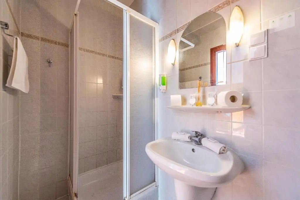 Korona Hotel Panzio - Chambres