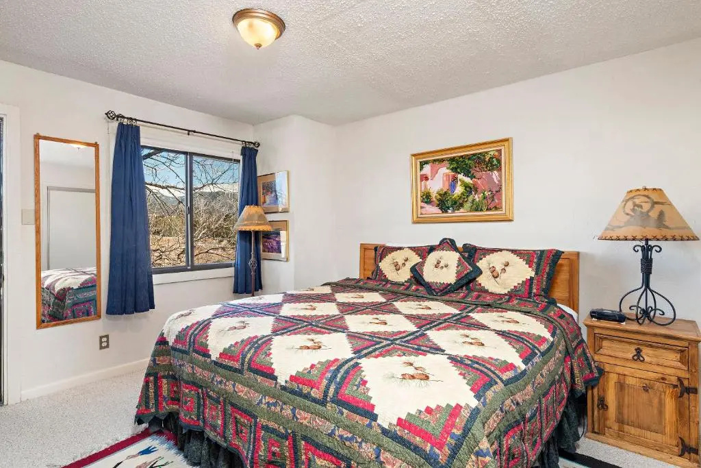 Fort Marcy Hotel Suites by All Seasons Resort Lodging - Chambres