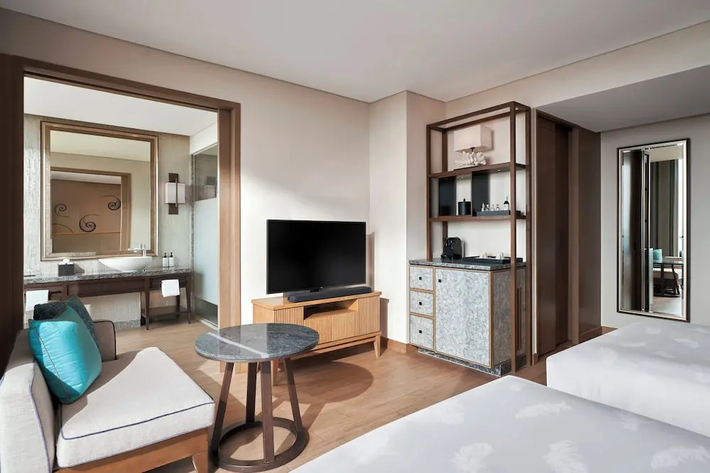 Intercontinental Phu Quoc Long Beach Resort