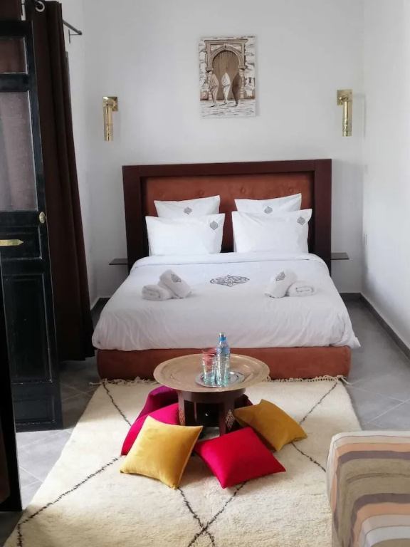 Comfort room