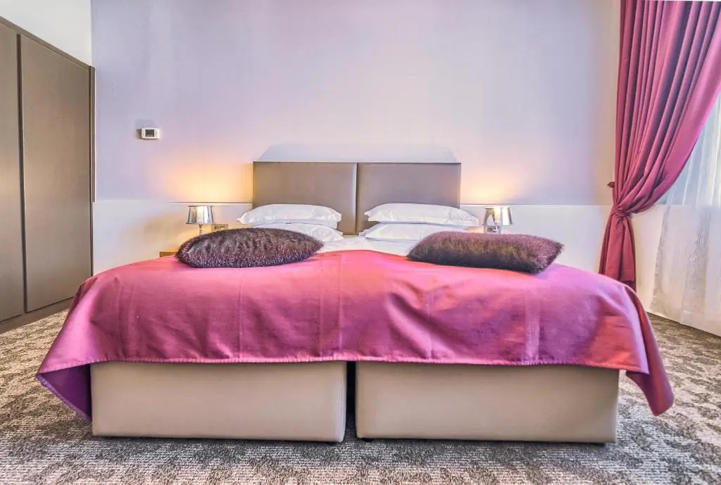 Standard Double room with sea view (full double bed)
