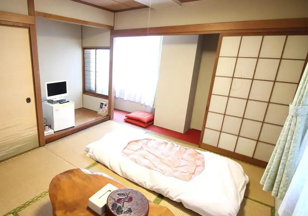 Royal Inn Shin-Yamaguchi Ekimae - фото 9