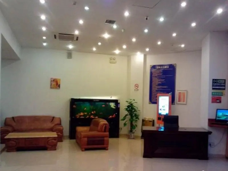 Lobby & Reception