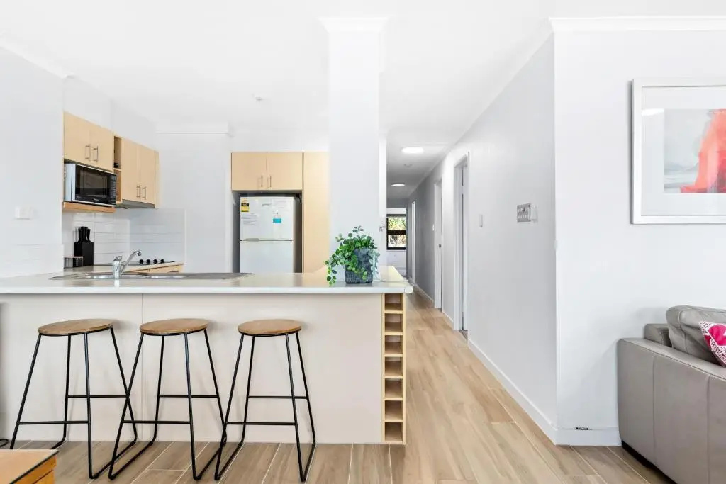 2 Bedrooms Apartment