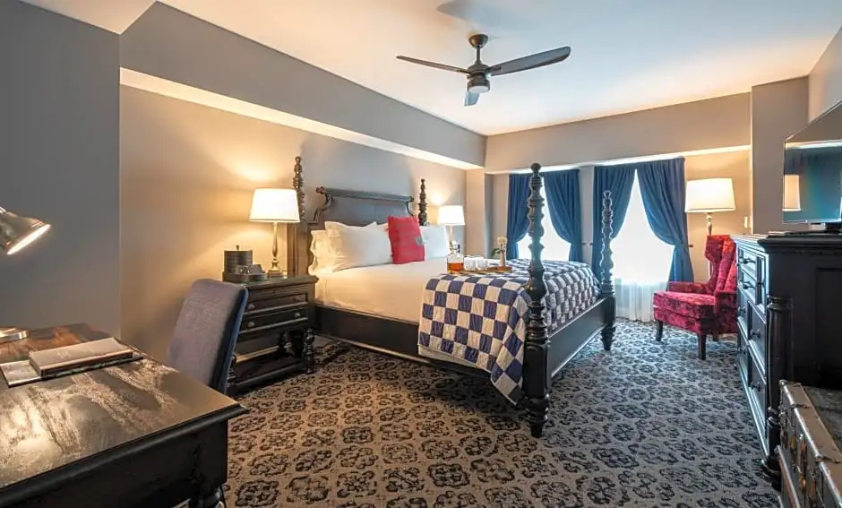 Superior Double room (full double bed)