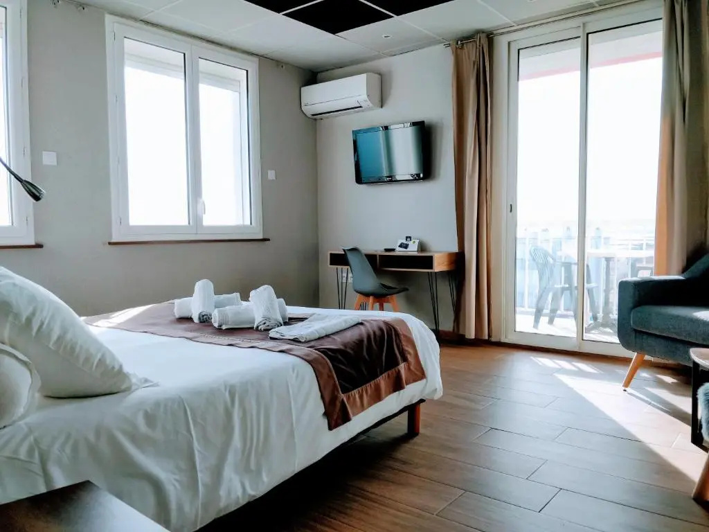 Comfort Double room with balcony (full double bed)