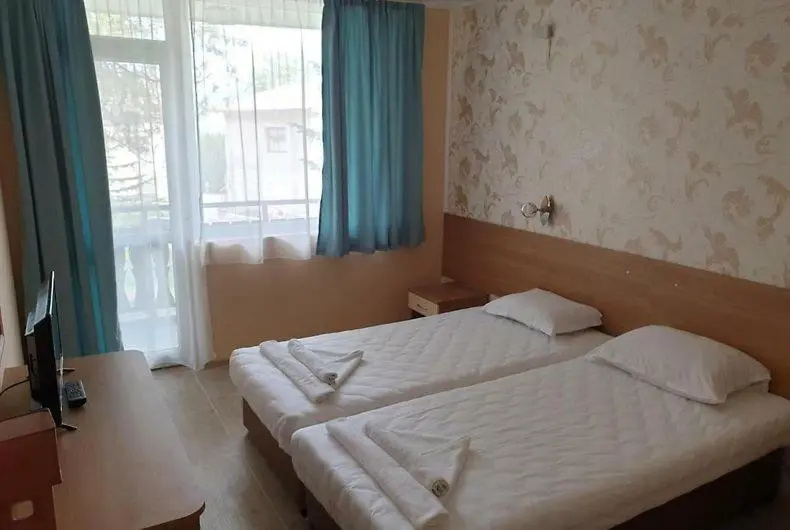 Standard Quadruple room with sea view