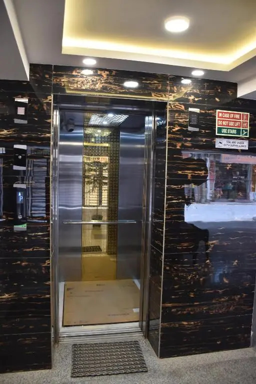 Lemon Green Residency Hotel and Serviced Apartment
