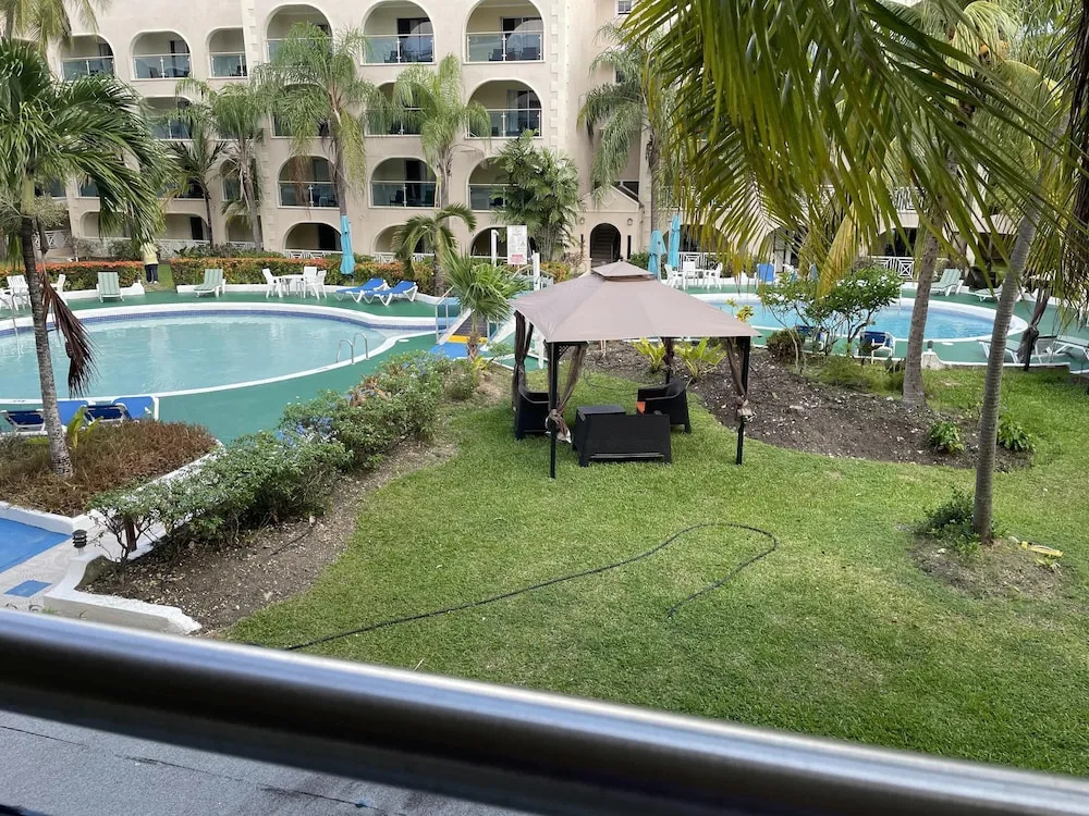 Superior Double room with balcony and with pool view (full double bed)