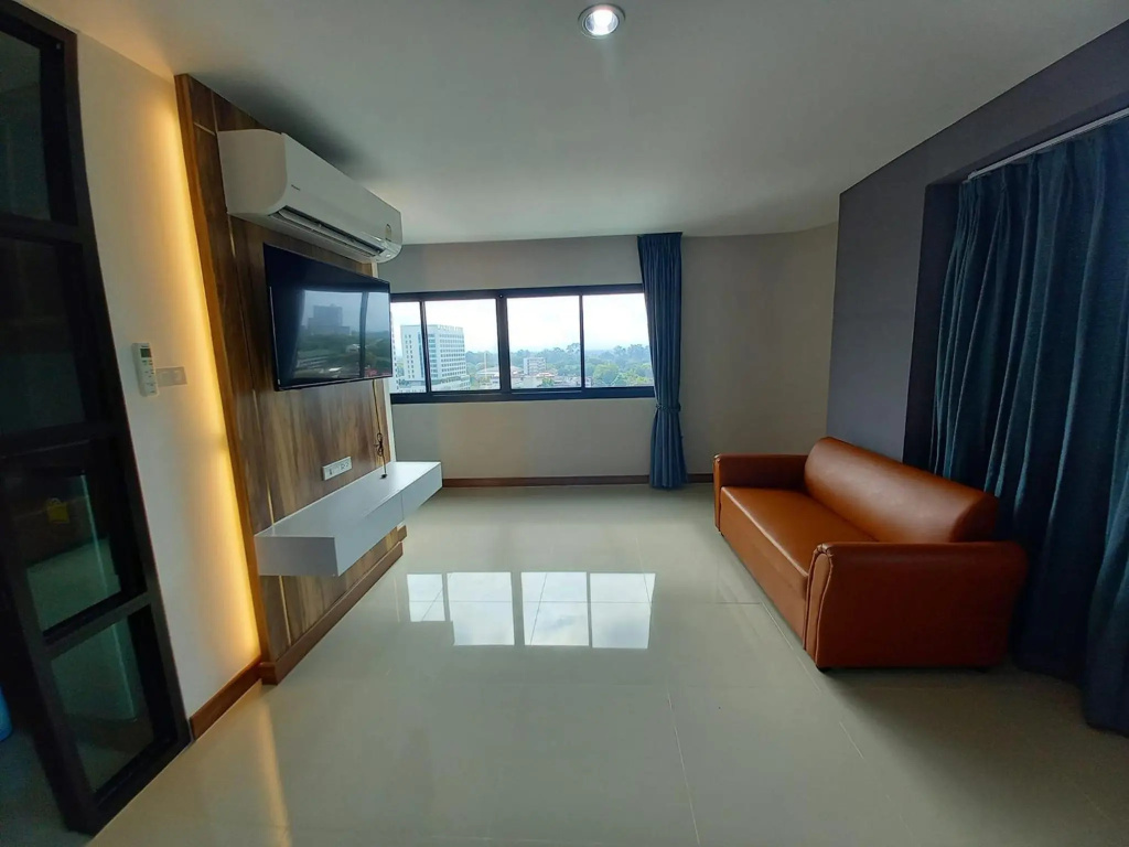 Buri Hotel and Hostel — 5