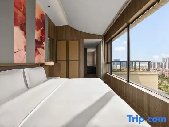 2 Bedrooms Villa