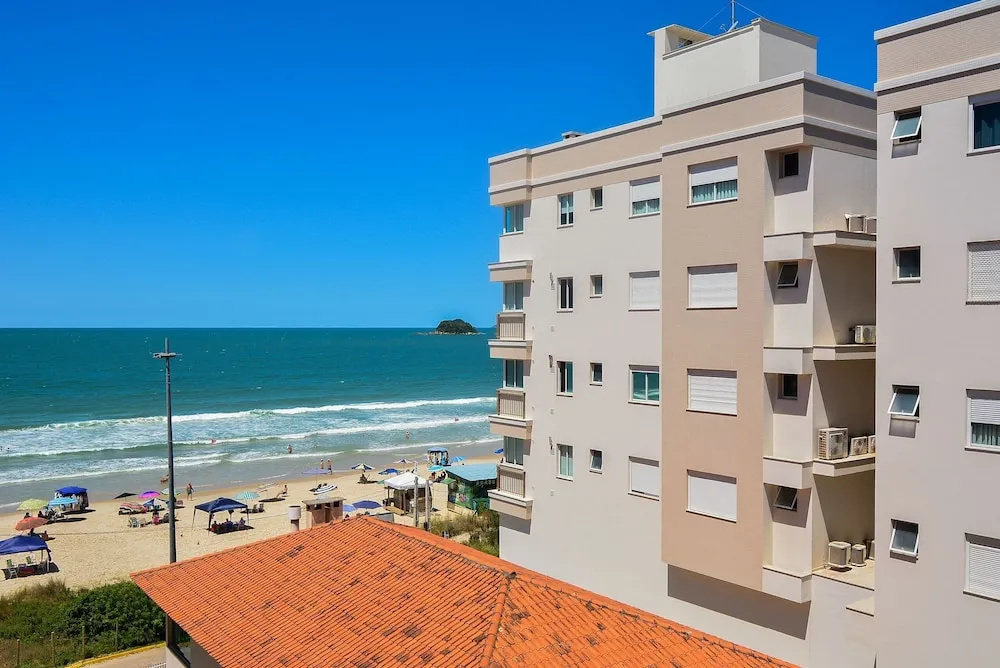 Duplex Vista Mar com Piscina Privativa