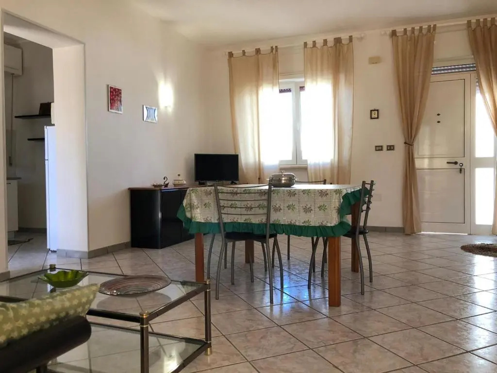 2 Bedrooms Cottage
