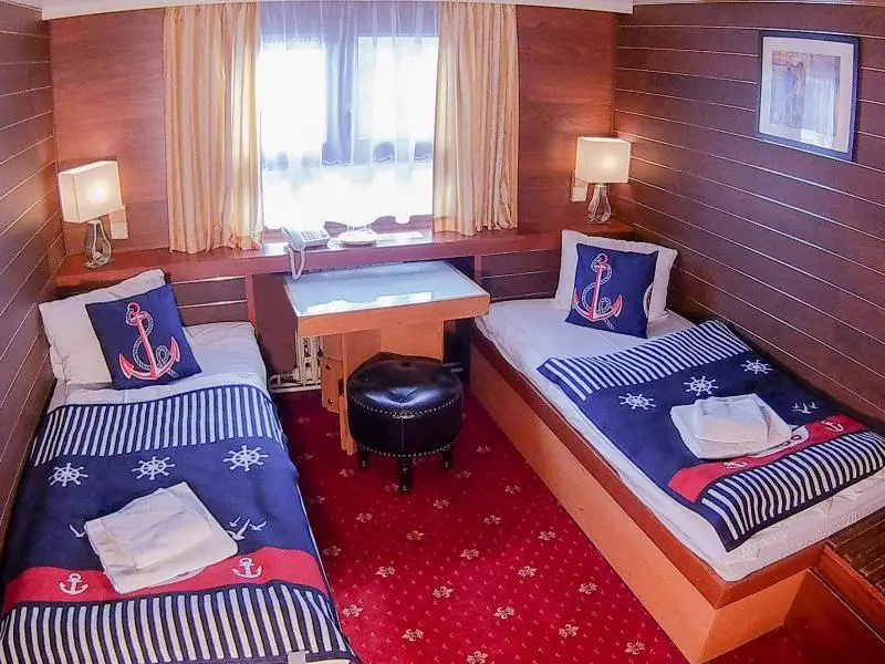 Standard Single room
