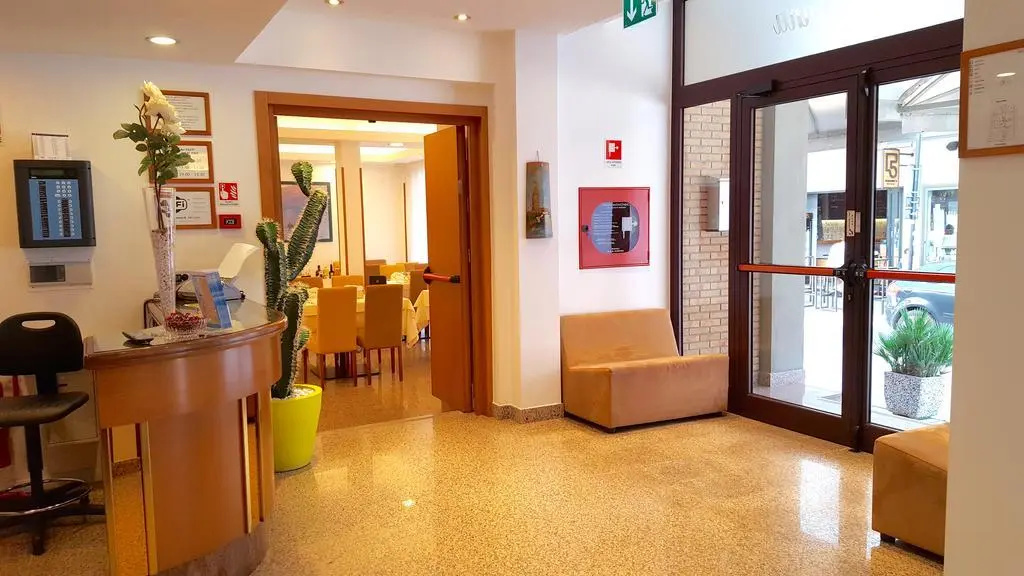 Hotel photo 16