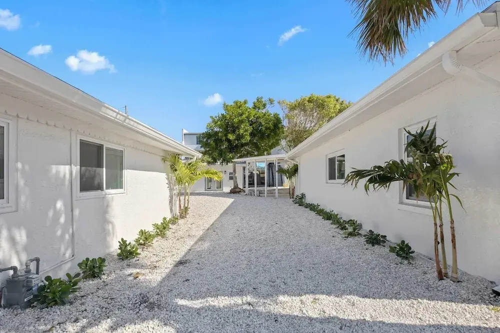Welcome to The Drift Your Laid-back Beach Escape in Cocoa Beach!