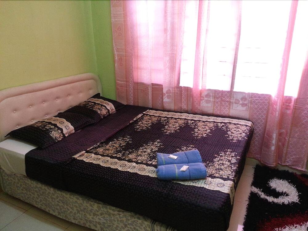 Mnr Motel