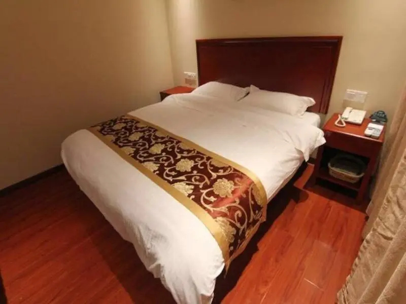 GreenTree Inn JiangSu ZHenjiang Jurong Yalong Hotel - Chambres