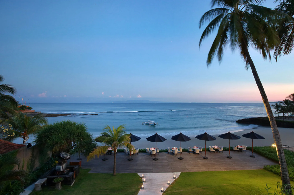 Beach & Waterfront